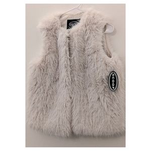 Scoop Faux Fur Cream Vest